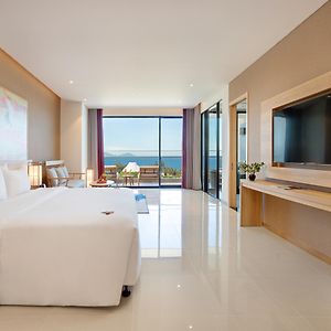 Deluxe Double Room Ocean View Onsen & Water Park Inclusive